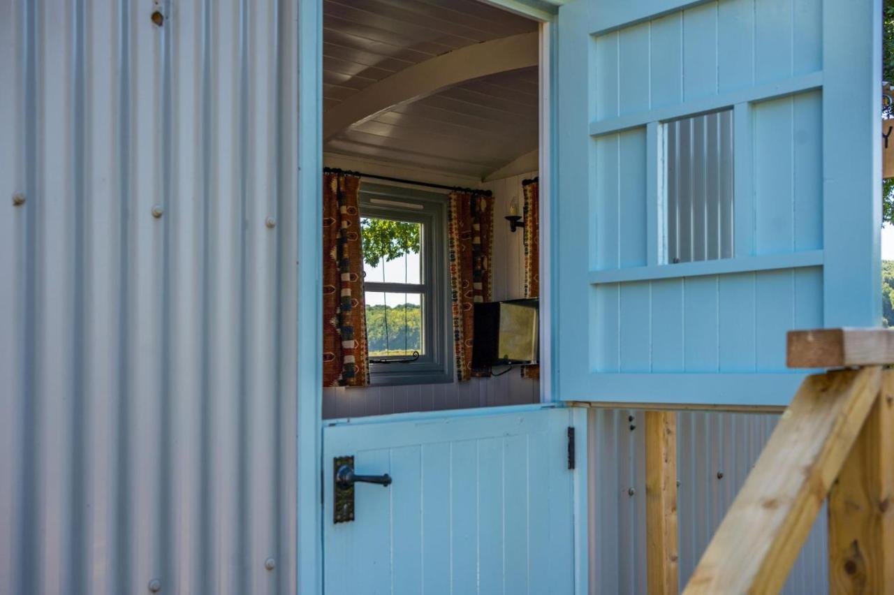 The Hideaway Hut - 1 Bed Shepherds Hut - Hereford Exterior foto